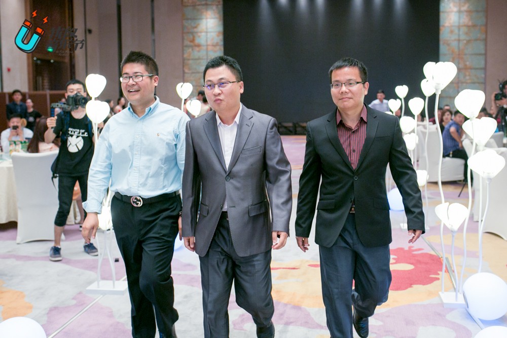 接下來這一組，人稱“江湖三……”