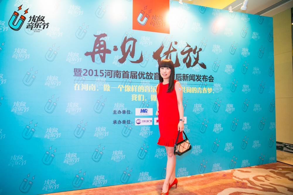 美女主播佳音！