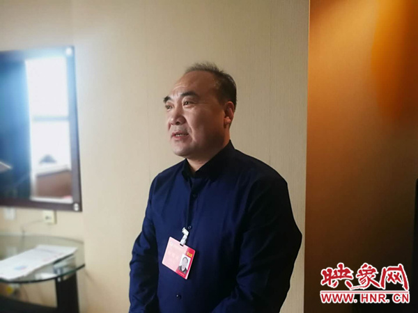 河南省政協(xié)委員李國(guó)臣 河南省政協(xié)委員李國(guó)臣