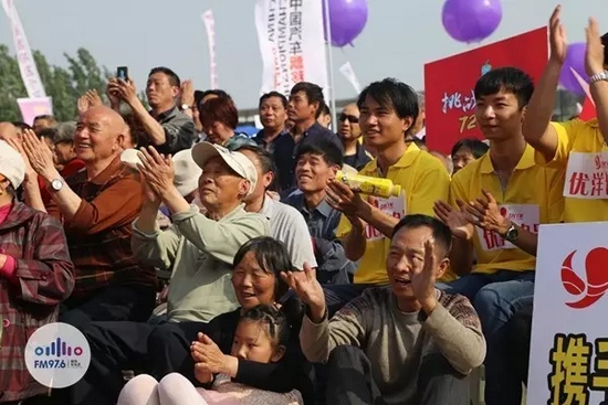 看你們的表情就知道，你們?cè)谙?，再?lái)一段！