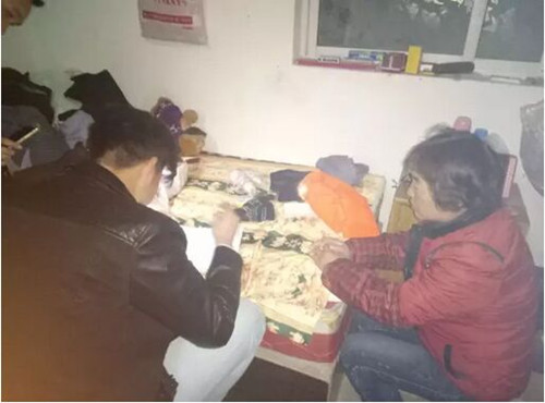 為盡快進(jìn)行資助 河南體彩及時(shí)家訪(fǎng) 為盡快進(jìn)行資助 河南體彩及時(shí)家訪(fǎng)