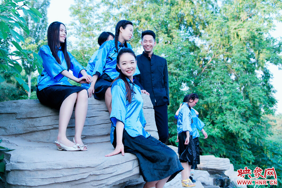 最是那溫柔一笑，定格了四年所有的記憶。