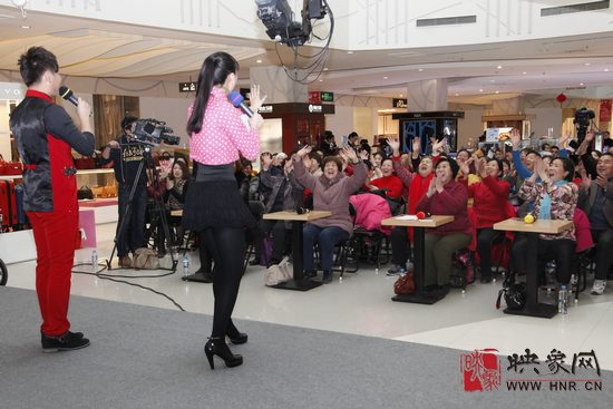 公共頻道春節(jié)特別推出《百姓護(hù)照·過(guò)大年》活動(dòng)