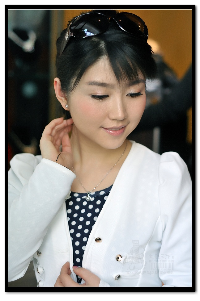 梅子--知性美 梅子--知性美